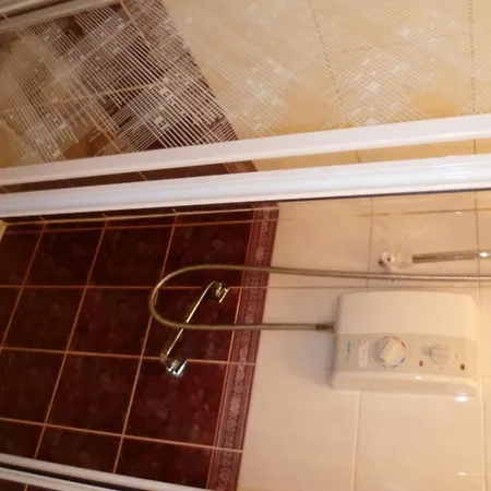 Aban Apartman *