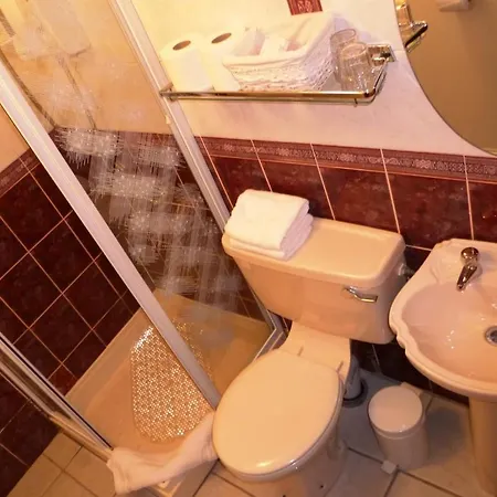Aban Apartman *